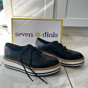Women’s Seven Dials Benina Platform Laceup Shoes. Size 7.5